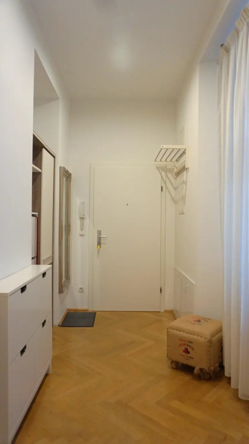 1050 Wien Altbaujuwel! Generalsanierte 3-Zimmer-Wohnung Nähe Naschmarkt