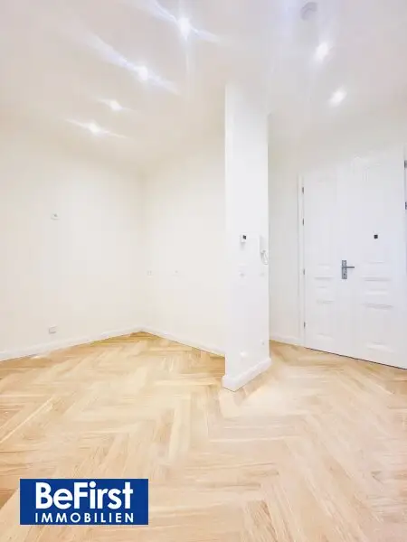 Hochwertigste Ausstattung in wunderschönem Altbau