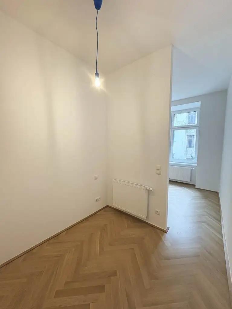 Erstbezug nach Sanierung - Innenhoflage - 
Schöne 1 Zimmer Wohnung