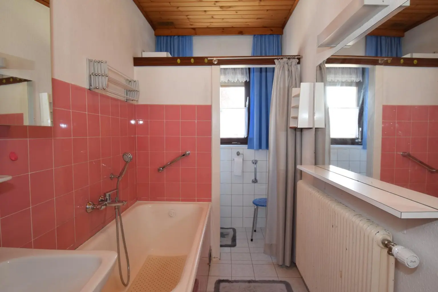 Bad und WC