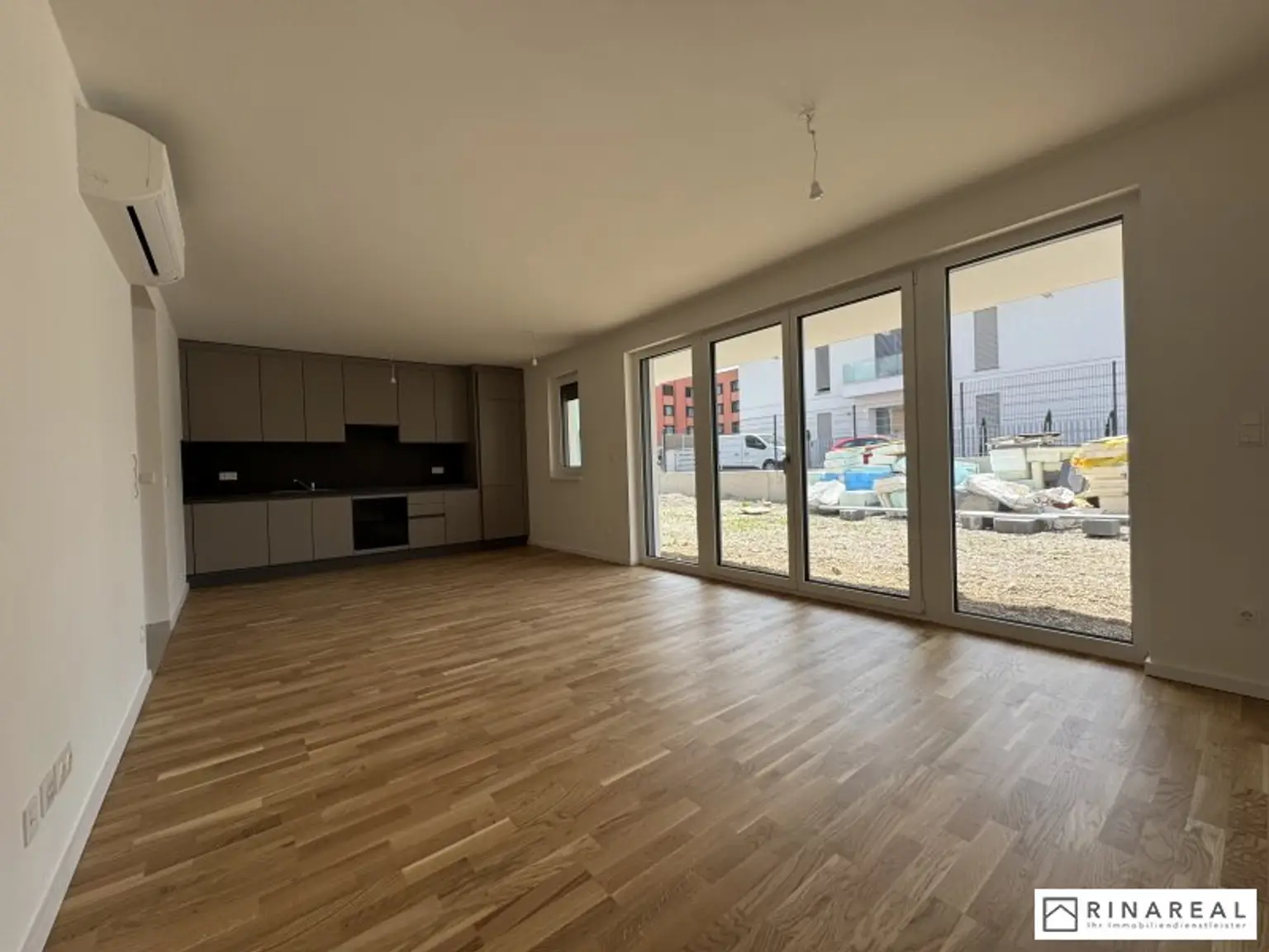 Traumhafte 3 Zimmer Gartenwohnung | Blumengasse - ERSTBEZUG | ca. 23 m² Terrasse & ung.150 m² Eigengarten | zzgl. Tiefgaragenstellplatz | Top D4