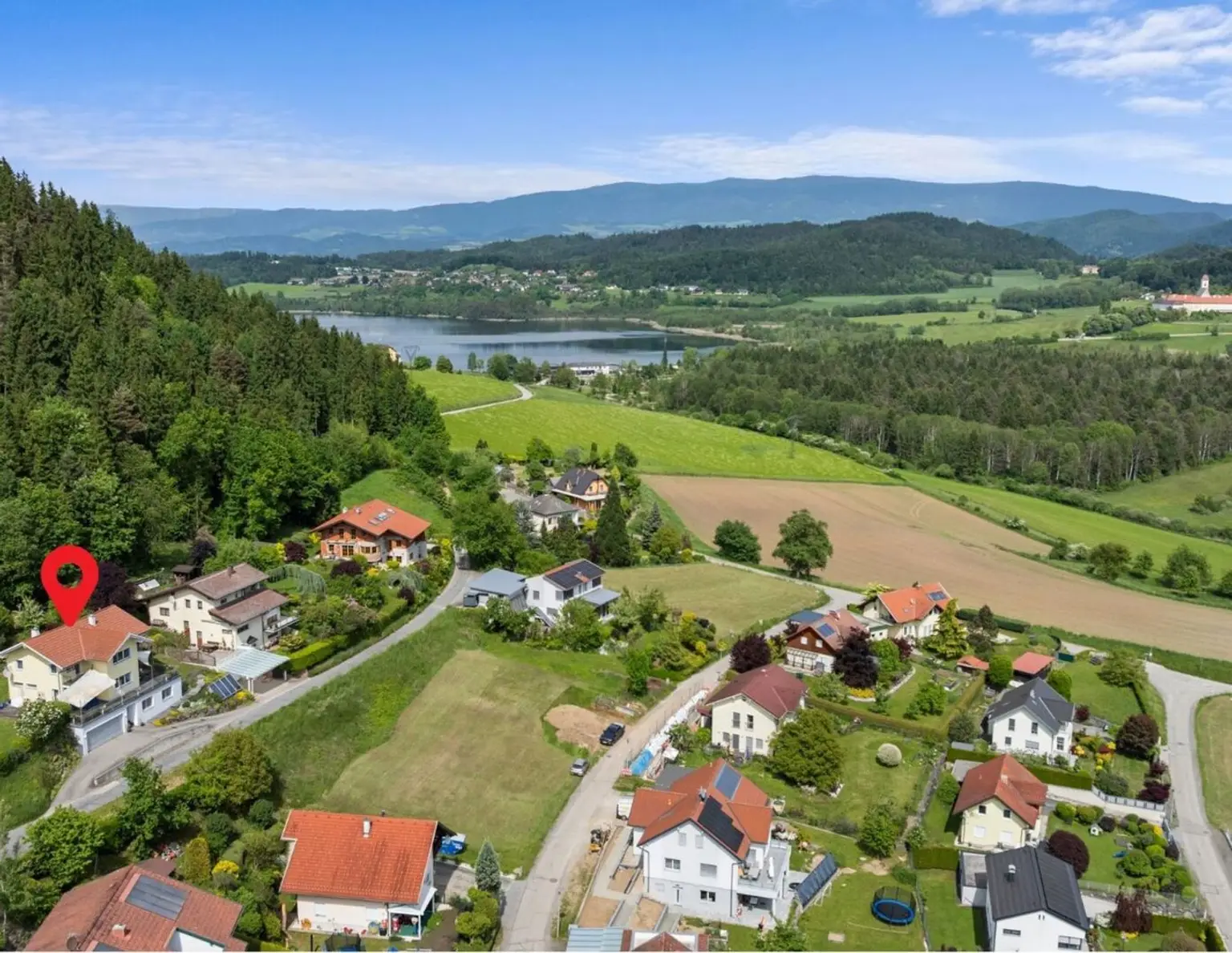 Lebensqualität pur, Ruhe, Traumausblick, Seenähe!