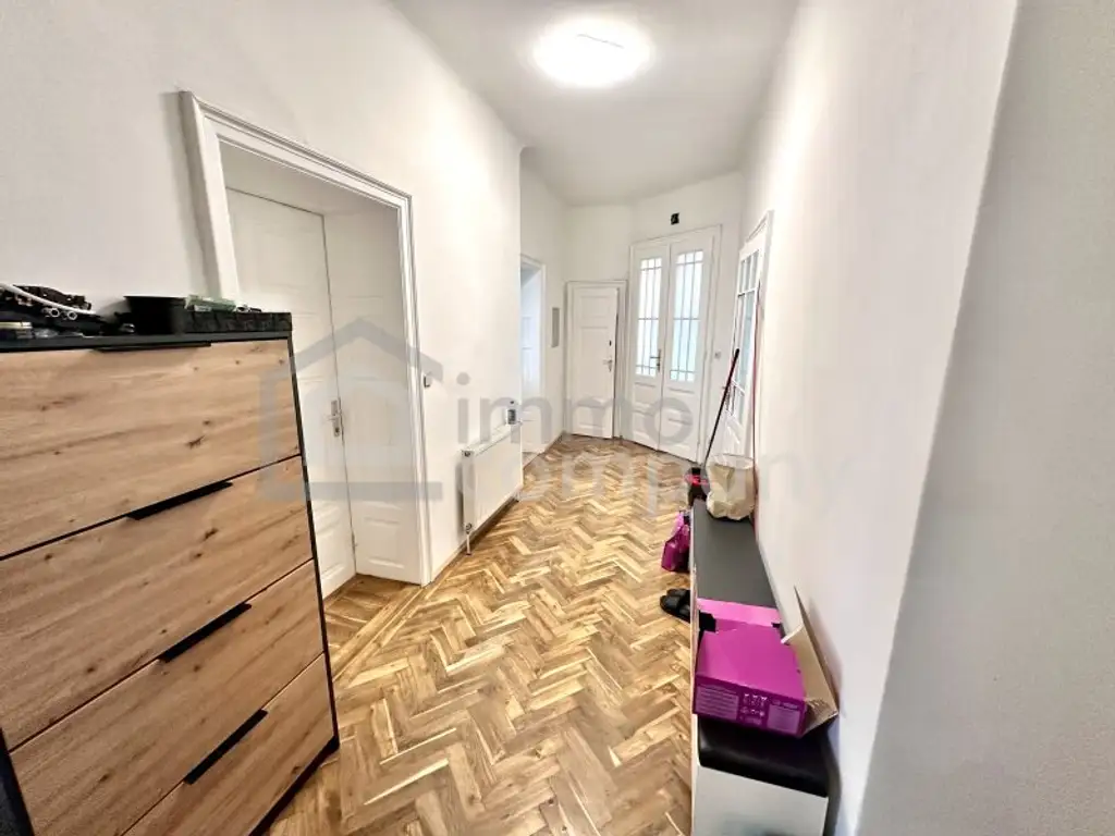 Attraktives Mehrfamilienhaus, Baugrund,  mit großem Potenzial