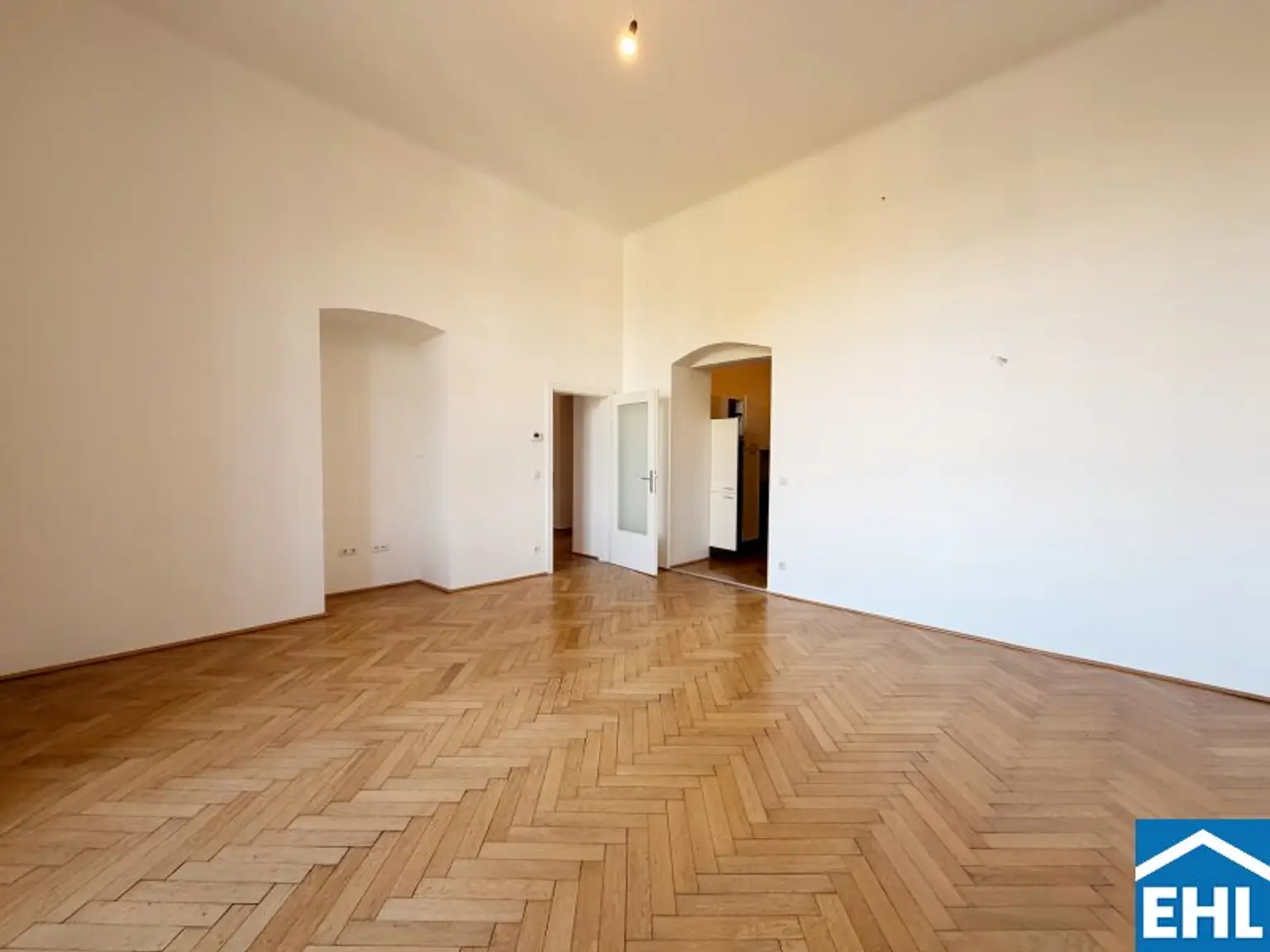 Großzügige 4-Zimmer-Wohnung im Arsenal!