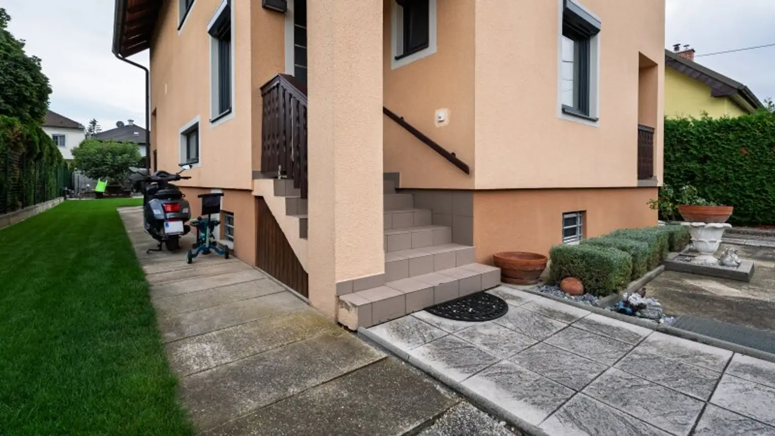 Neuwertiges Haus in Ruhelage! *Smarthome *Hochwertig ausgestattet *TOP Lage