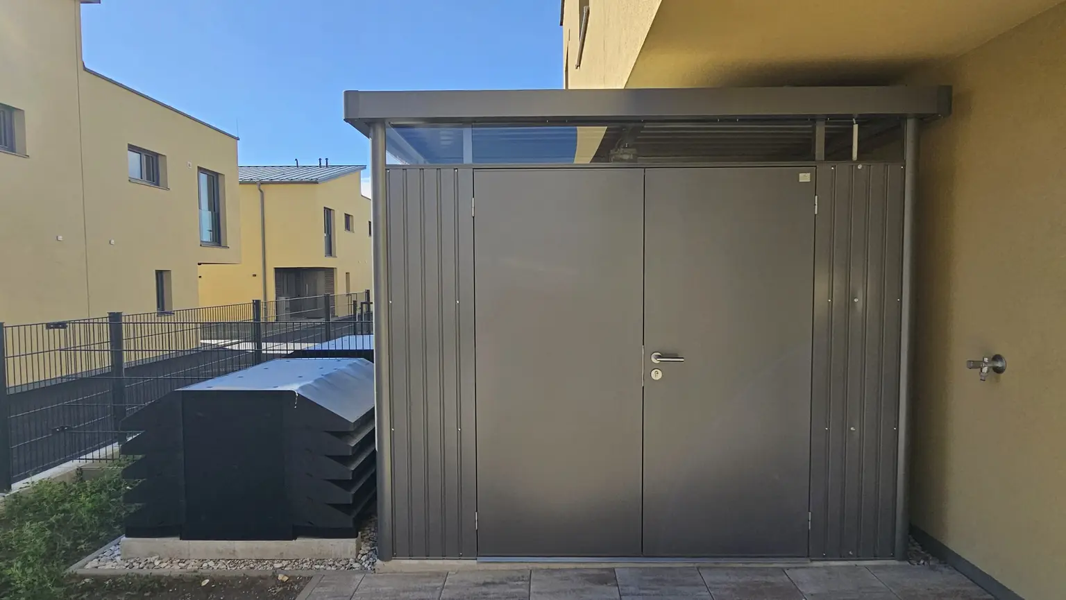 hochwertige Fahrradbox/Gartenhaus
