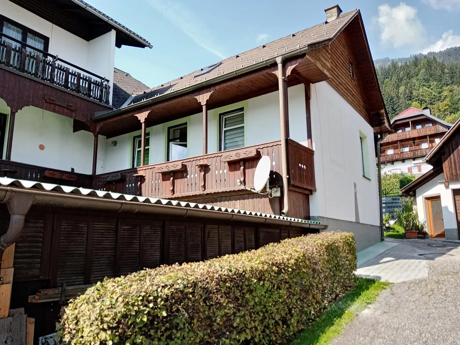 Charmante 2-Geschoss-Wohnung mit Seeblick am Ossiacher See