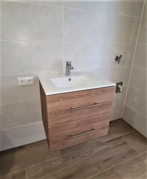 HOFRUHELAGE, JEDLESEE, 33 m2 Neubau, Einzelwohnraum, Komplettküche, Duschbad, Hofruhelage, 1. Liftstock, Anton-Bosch-Gasse