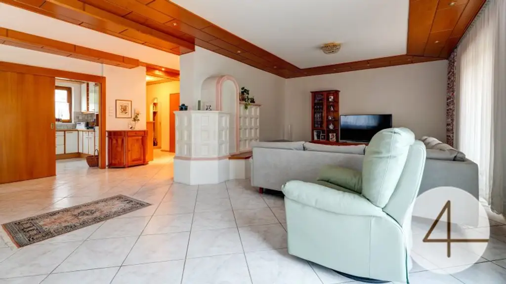 Attraktives, erstklassig gepflegtes Haus in Deutsch-Wagram