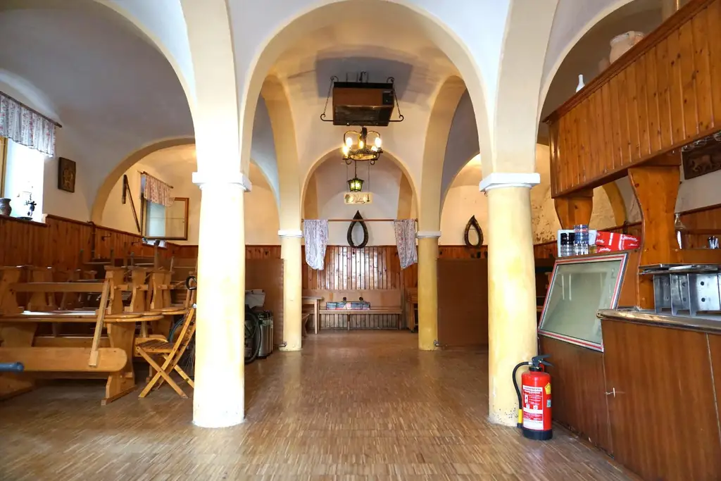 Großzügiges Objekt mit vielfältigen Nutzungsmöglichkeiten - Ca. 100m2