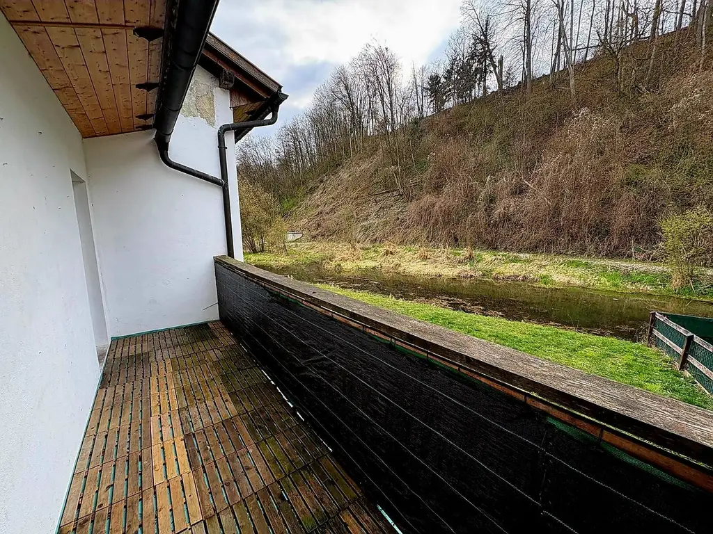 Gemütliche 3 Zimmerwohnung mit Balkon und Gartenbenutzung in Kremsmünster