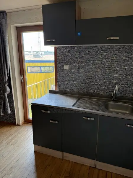 Großes Wohnhaus-Zentrumsnah-Sanierungsbedarf!