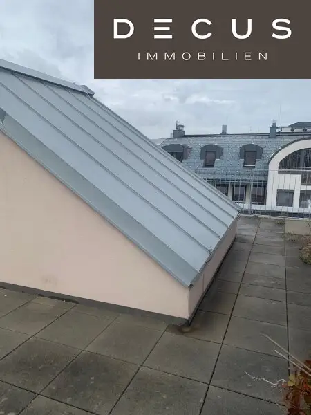 4-ZIMMER | LUXUS IM HERZEN DER STADT | TRAUMHAFTE DG-WOHNUNG | ROOFTOP-TERRASSE - AB SOFORT