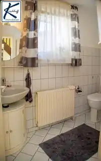 Badezimmer EG