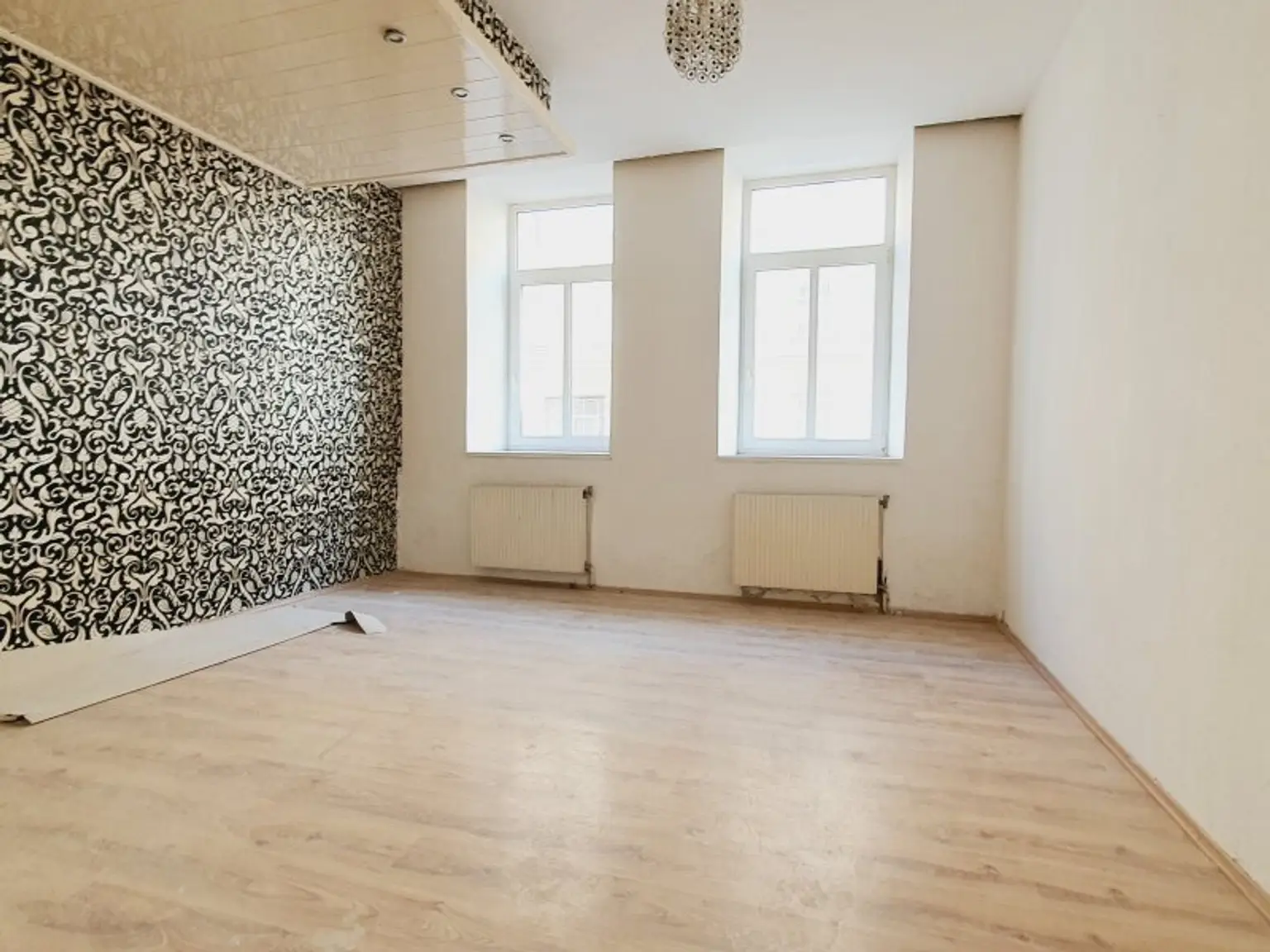 4-Zimmer - WG geeignet - Nähe U1/Messe/WU