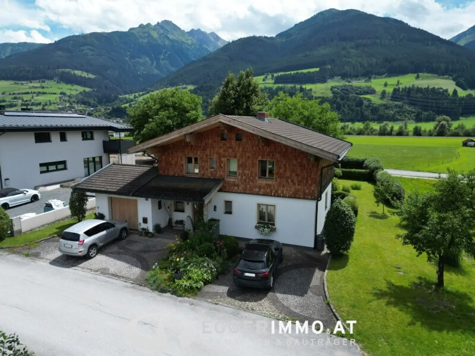 Well-maintained single-family home with great potential in Niedernsill / Steindorf for sale