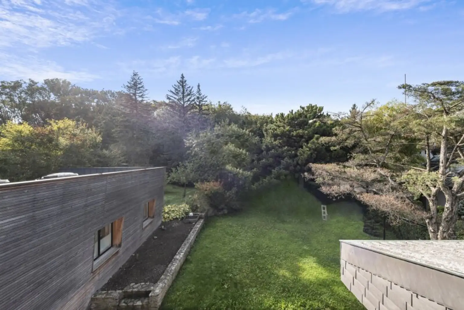 Exklusive Villa mit Nebengebäude in Gießhübl – Wohnen, Arbeiten & Wellness in Premiumlage