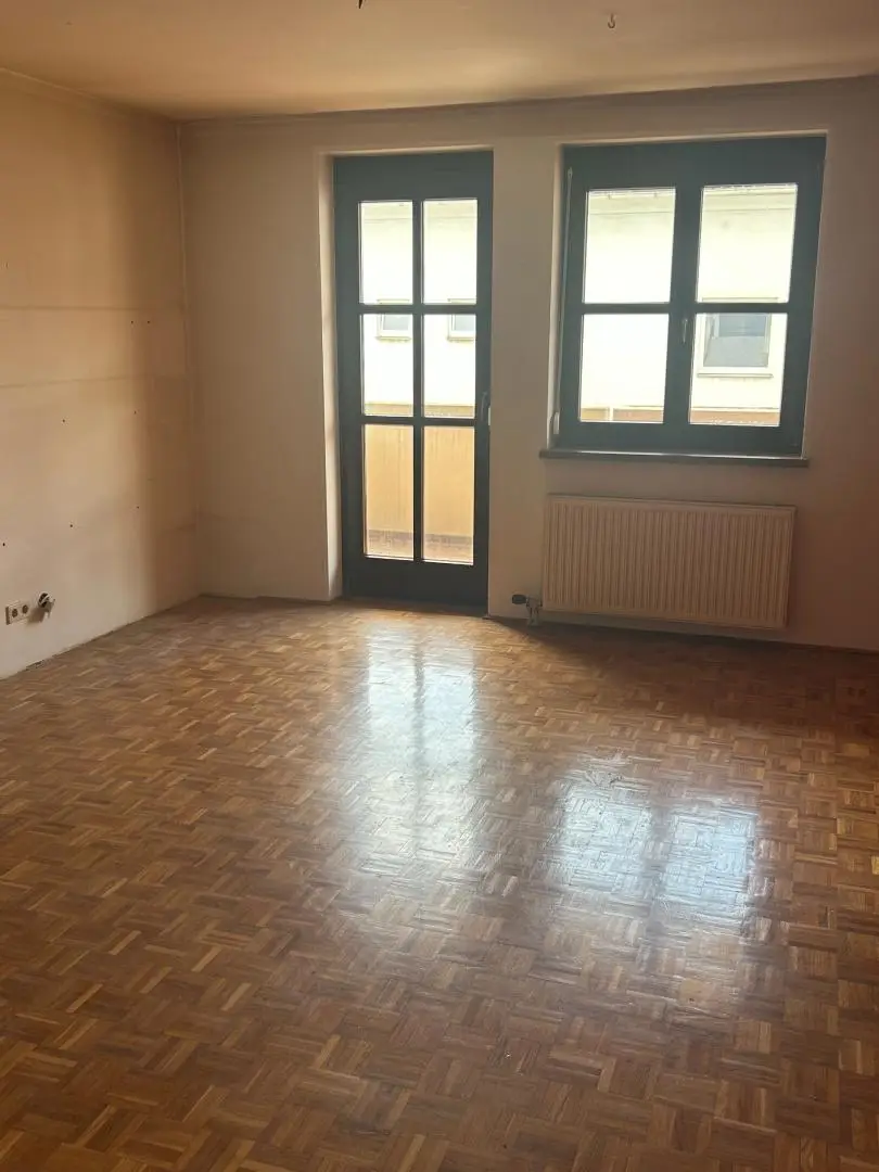 Wohnung-sanierungsbedürftig