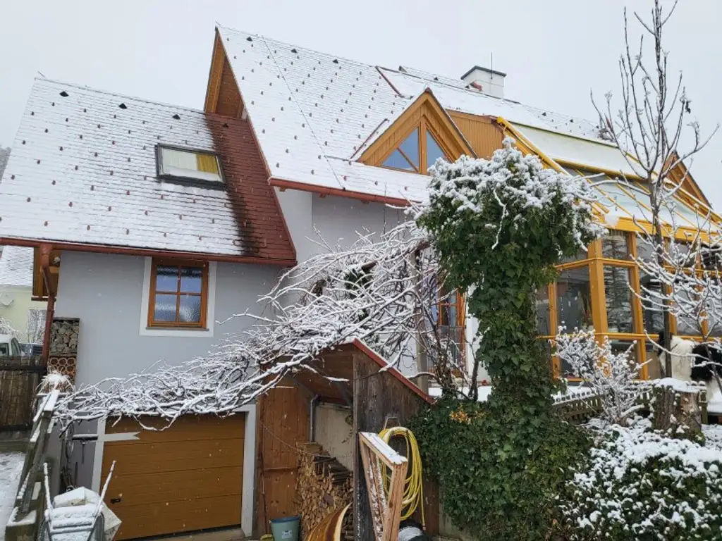 Neuwertiges Einfamilienhaus in Mortantsch: 6 Zimmer, Garten, 2 Terrassen, Top-Ausstattung!