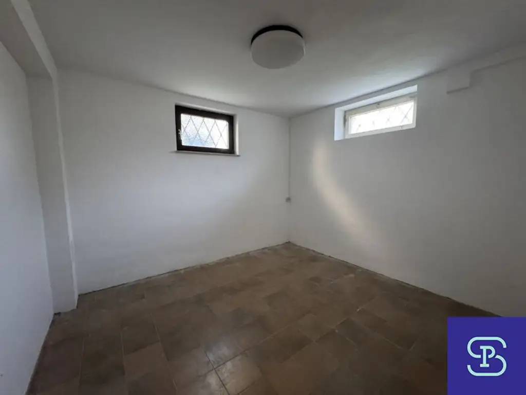 Provisionsfrei: Renoviertes 160m² EFH + 80m² Keller und wunderschönem Garten in Top-Grünlage - 1130 Wien