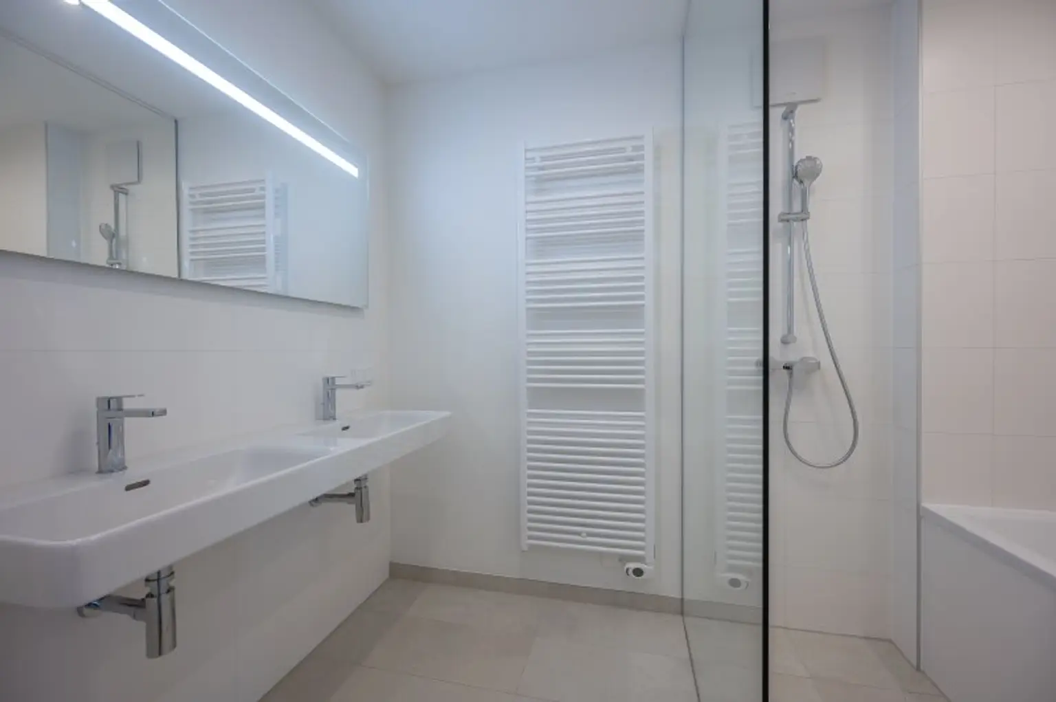 ++MOLLARD 50++ Remarkable 2-room apartment in a prime central location (2/6)