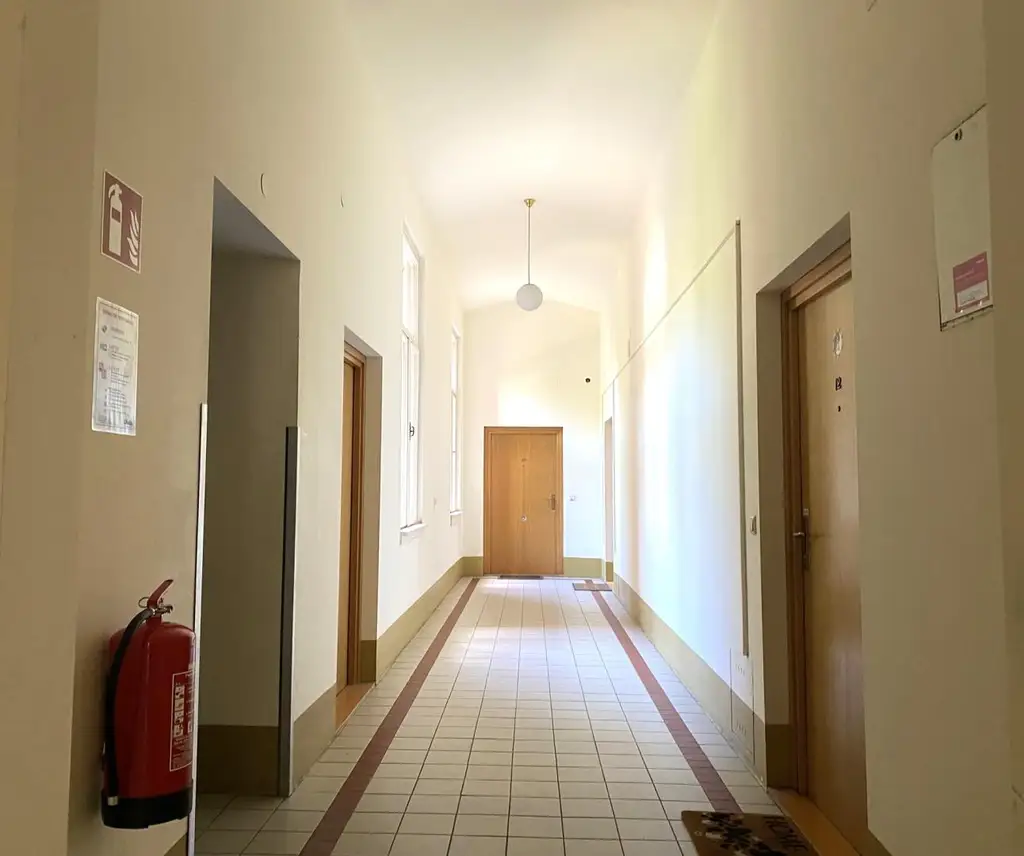Unbefristet vermietete Wohnung nahe Hohe Warte und Wertheimsteinpark
