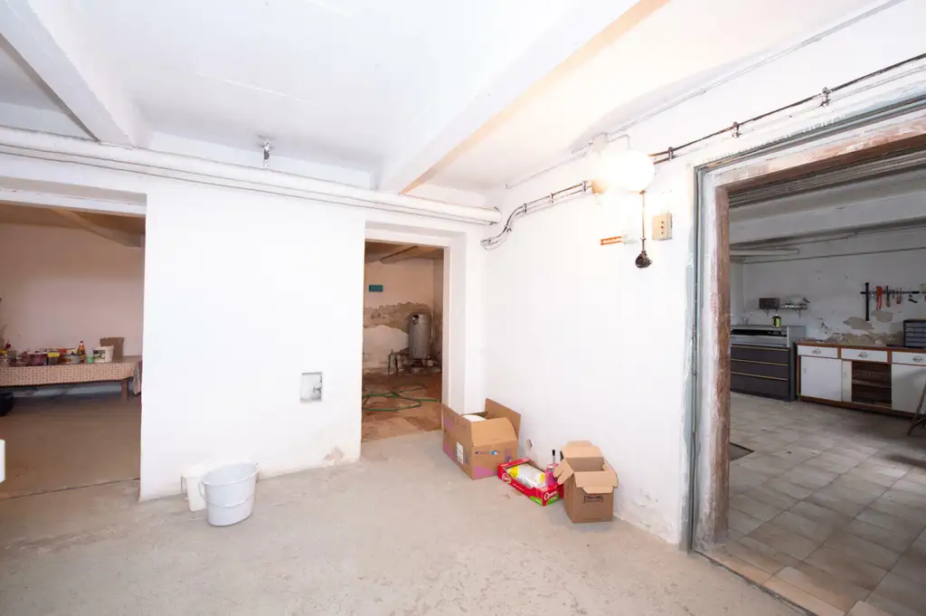 Ein Anwesen voller Möglichkeiten – großzügiges Haus mit Traumgrundstück