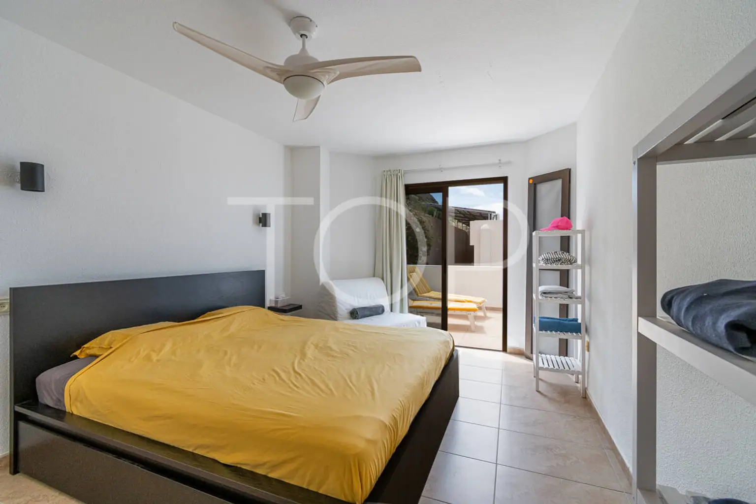 Apartment-LosGigantes-Bedroom2-Tenerife-2