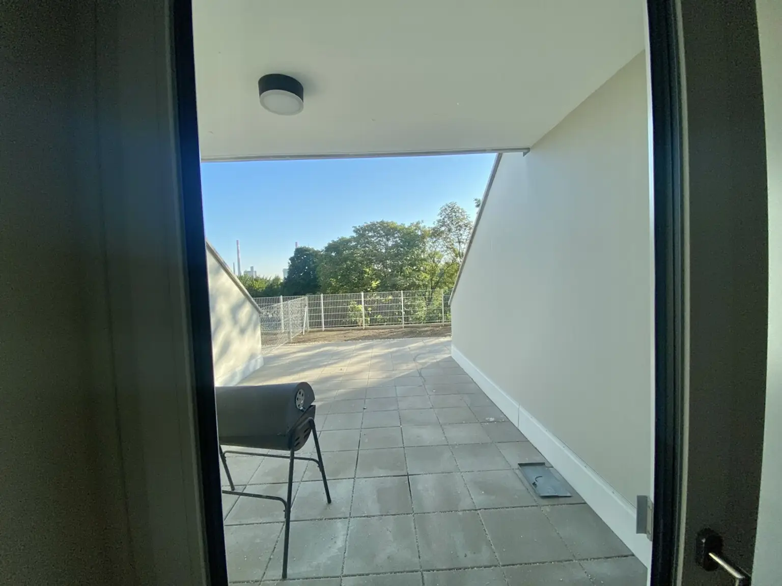 TOWNHOUSE - 4 Zimmer Wohnung  mit Terrasse und Garten U3 Erstbezug