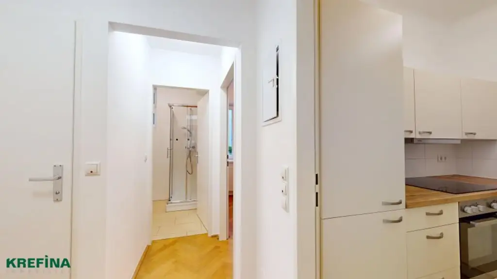 Gerlgasse: Hübsche Kleinwohnung, die um eine Loggia und einen Gartenfläche erweitert wird