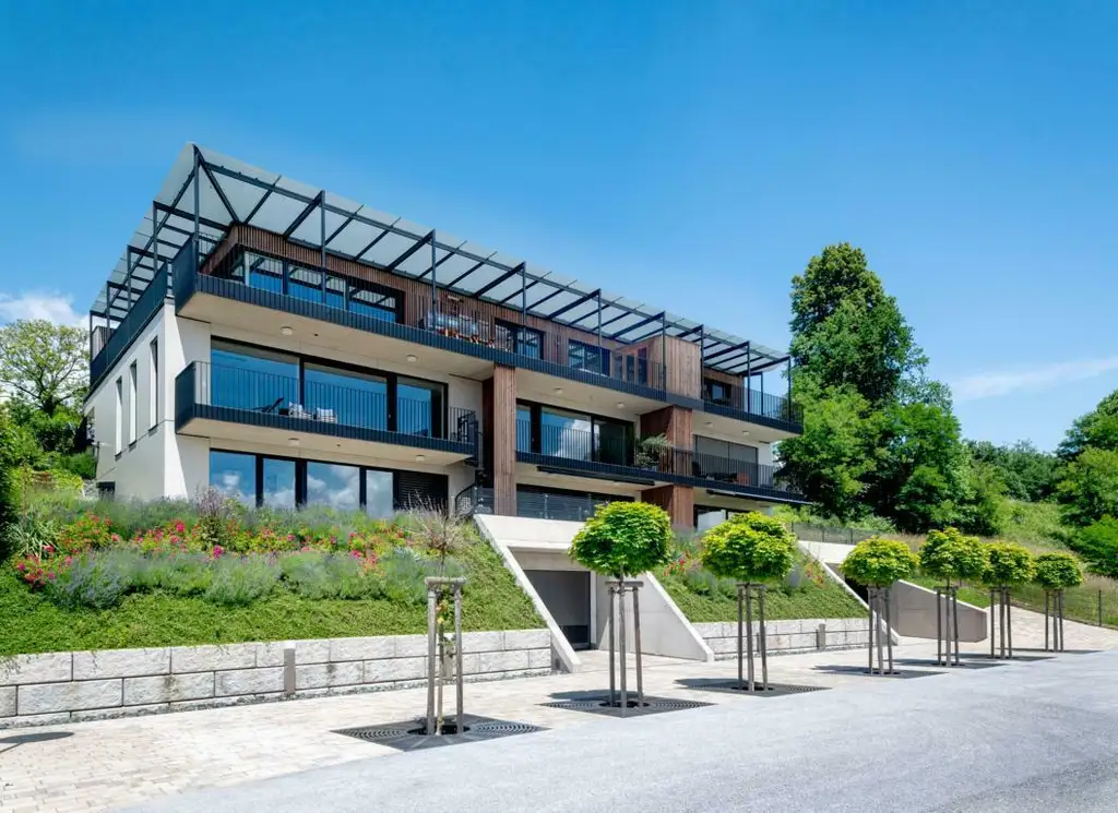 Krumpendorf am Wörthersee: Moderne Penthouse Wohnung mit Pool und Seeblick | Krumpendorf - Wörthersee: Modern penthouse apartment with pool and lake view