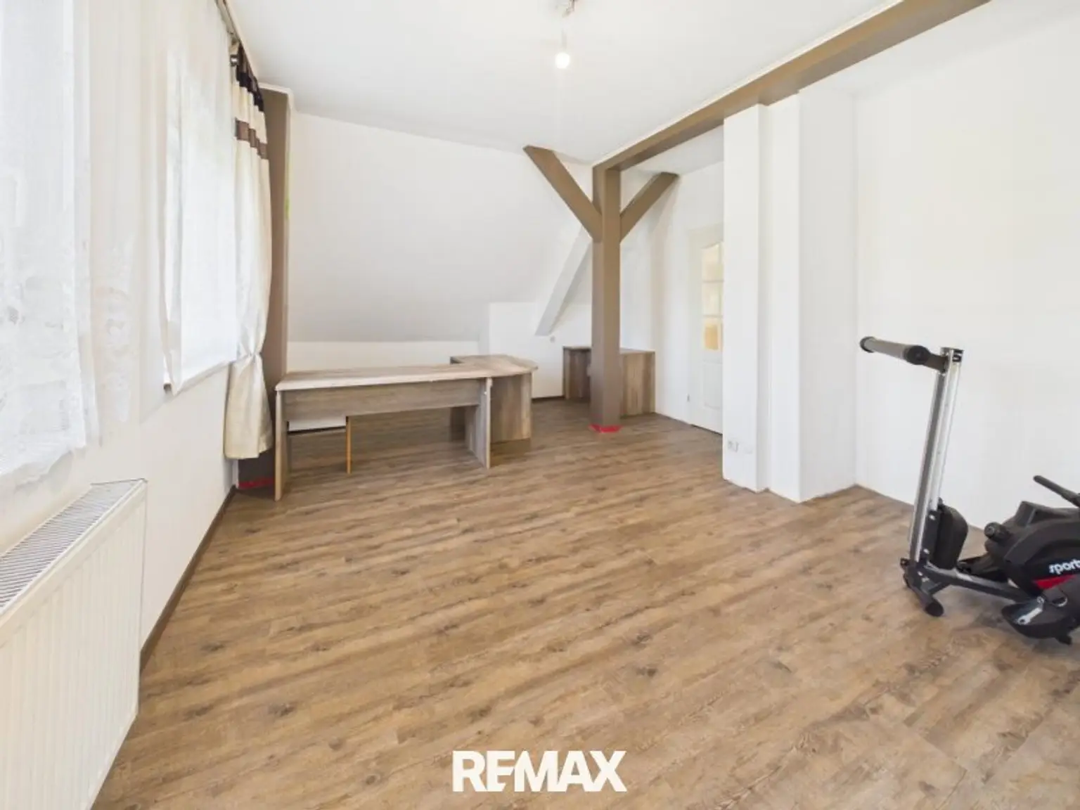Wohnzimmer DG
