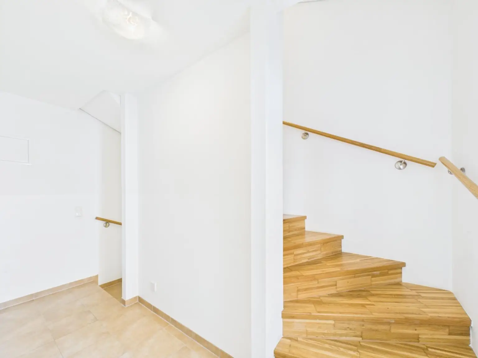 Modernes Reihenhaus mit Garten in 1220 Wien Essling