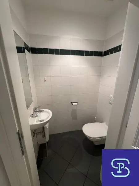 Neutorgasse: Klimatisiertes 193m² Stilaltbau-Büro mit 5 Zimmern und Lift - 1010 Wien