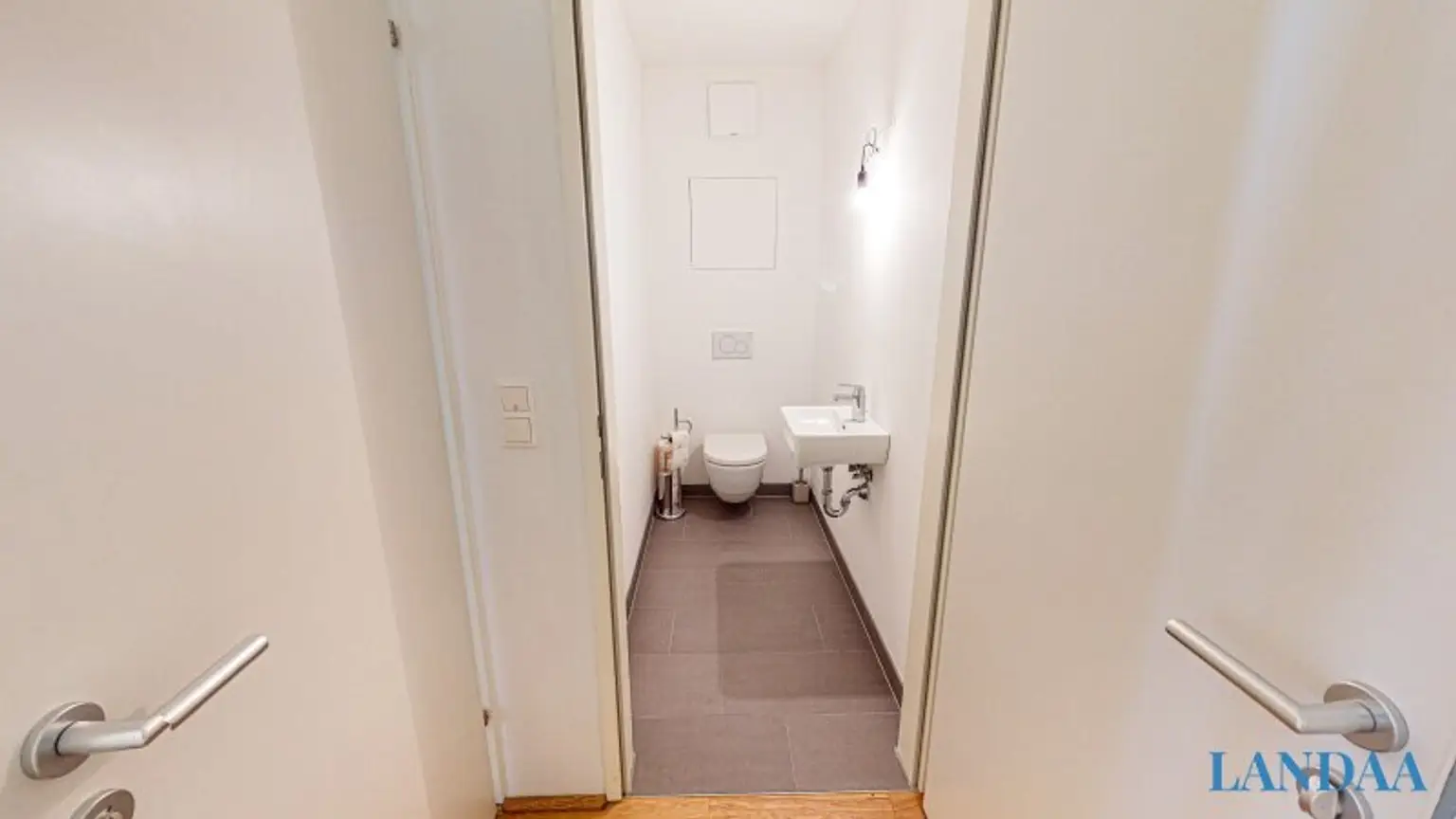Wunderschöne 4 Zimmer Dachgeschosswohnung mit Garage