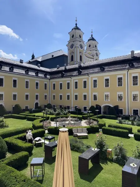 Schloss Mondsee