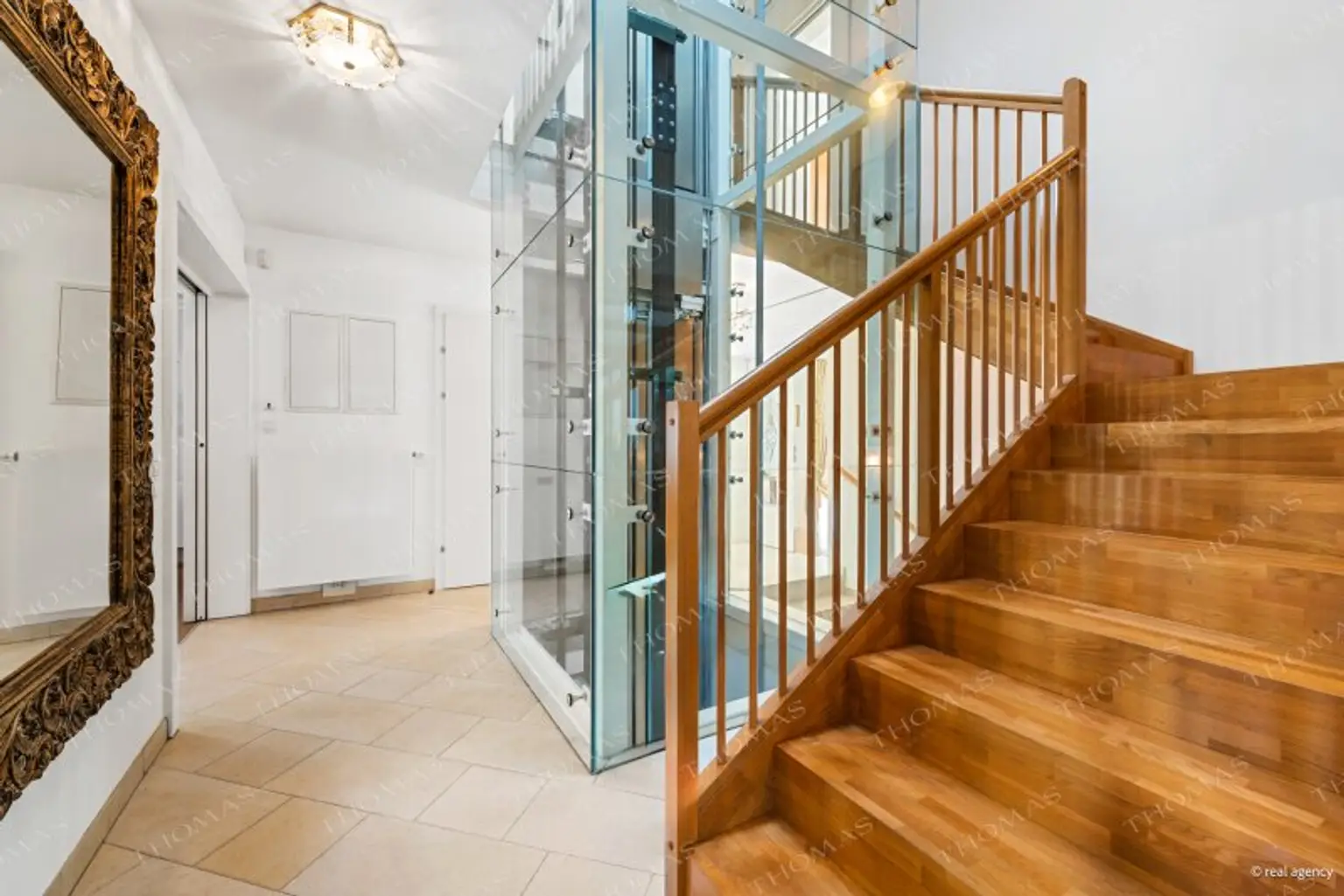 Exklusive Döblinger Villa mit Blick über Wien & die Neustifter Weinberge!