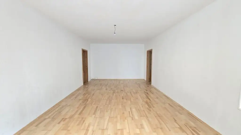 Schöne Neubau- Wohnung, 3 Zimmer