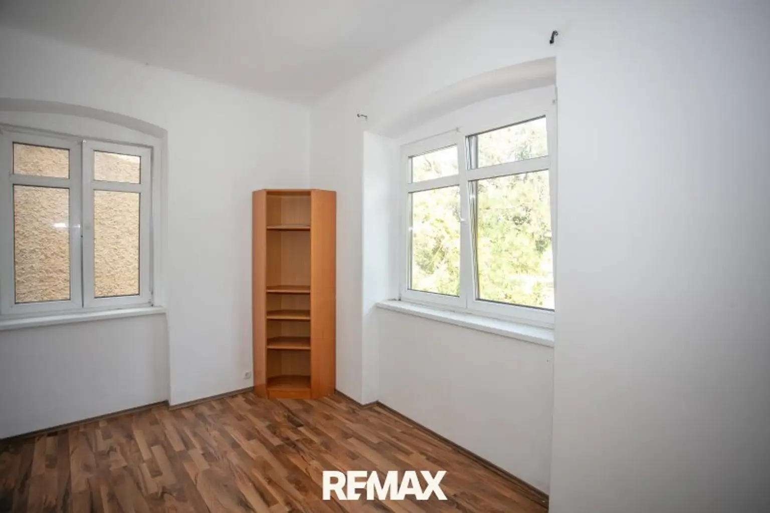 Altbau Whg Top3_Zimmer 1