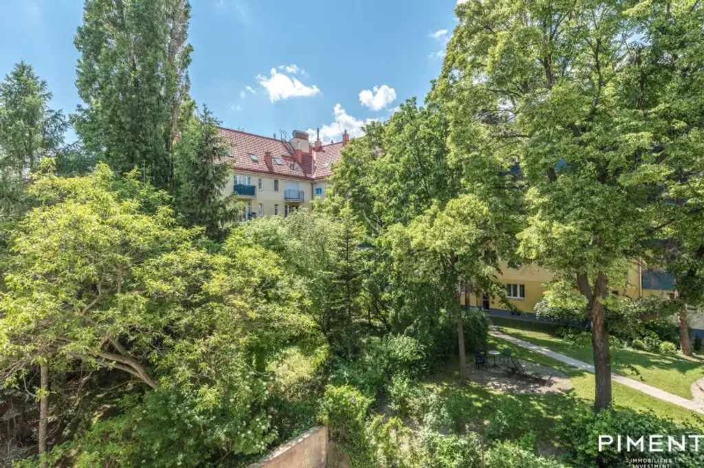 2 ZIMMER WOHNUNG MIT INNENHOFBALKON!