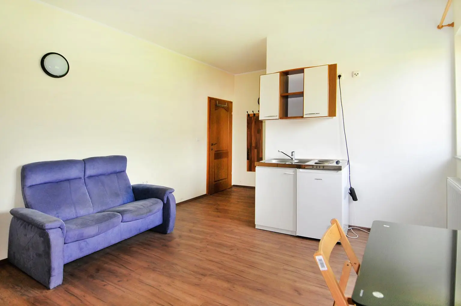 Wohn-Küchen-und Schlafbereich 2