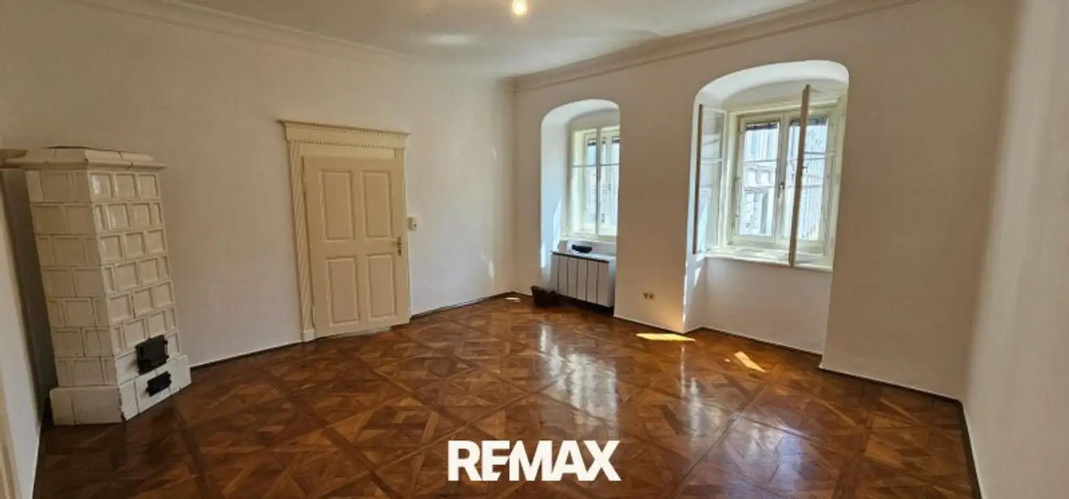 Zimmer 2   ~ 26,5 m²  1. Aufnahme