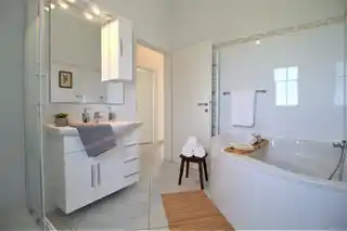 Badezimmer: KI generierte Accessoire