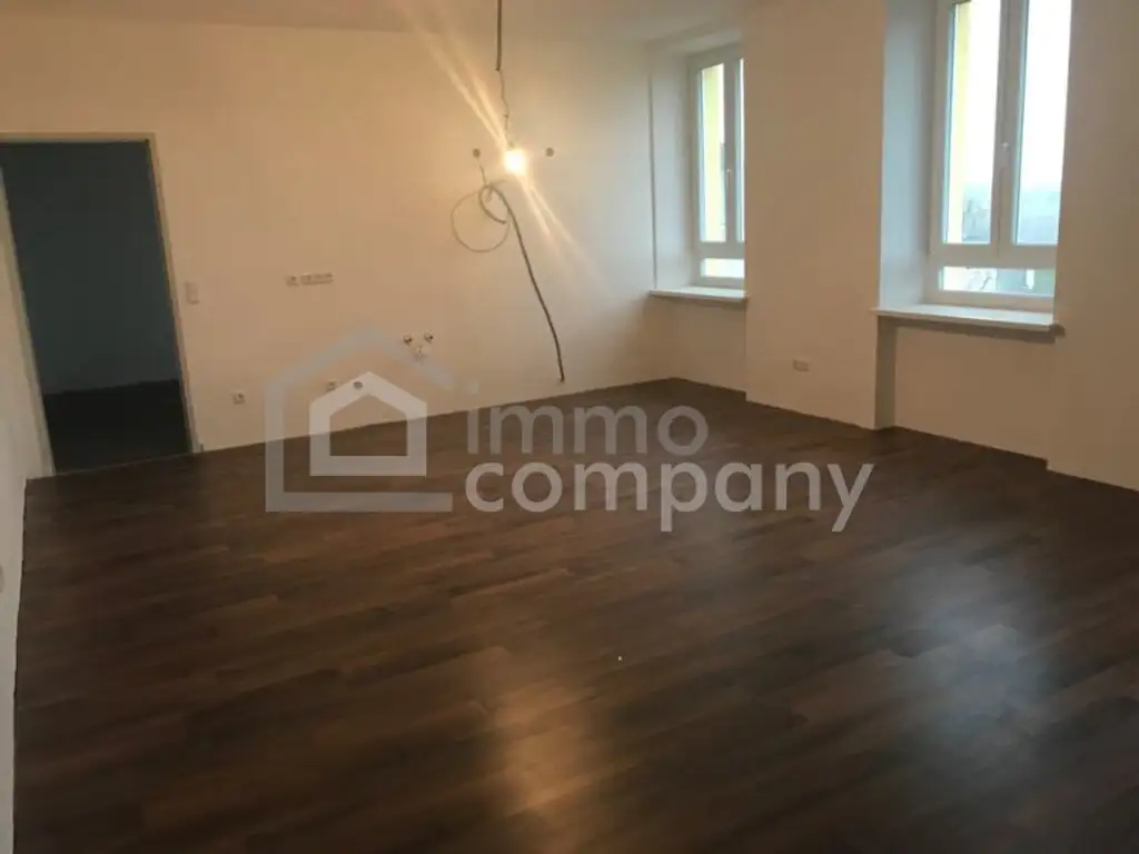 Renditeobjekt mit Potenzial: Zinshaus NÖ - 340m², vollsaniert,  großer Garten, 8 Stellplätze