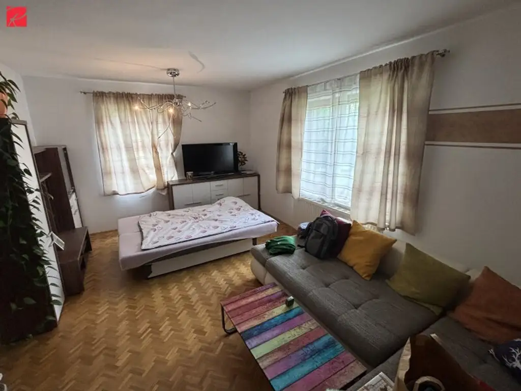 Gepflegtes Modernisierungsobjekt mit Gartenidylle, Balkon und Bastlergarage!