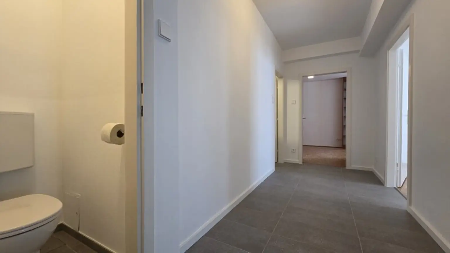 * WG geeignet * perfekte Starter / Paarwohnung * 2 Zimmer * saniert *