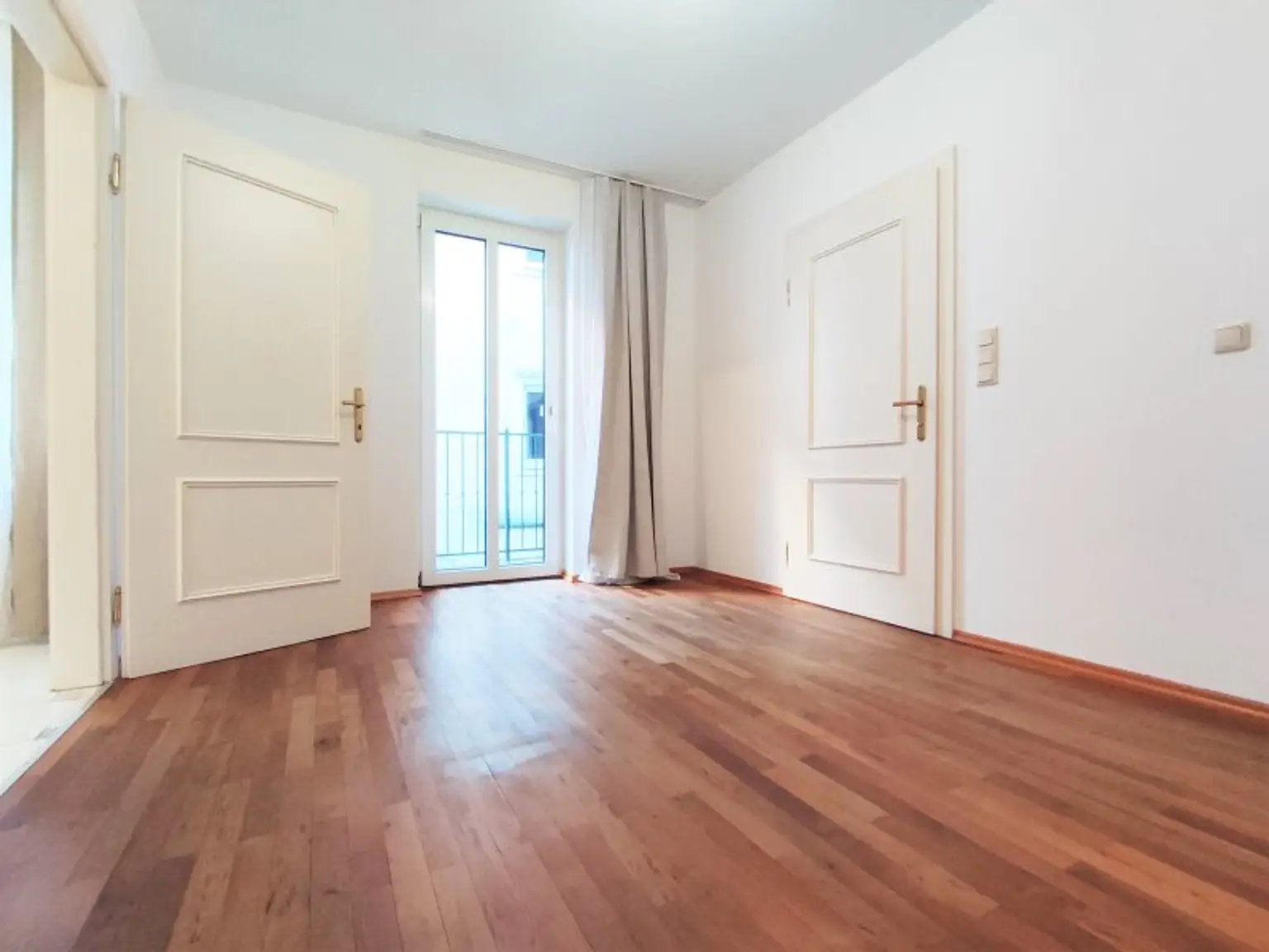 OASE TRIFFT STADT. Hofseitiges Wohnen in der Lindengasse