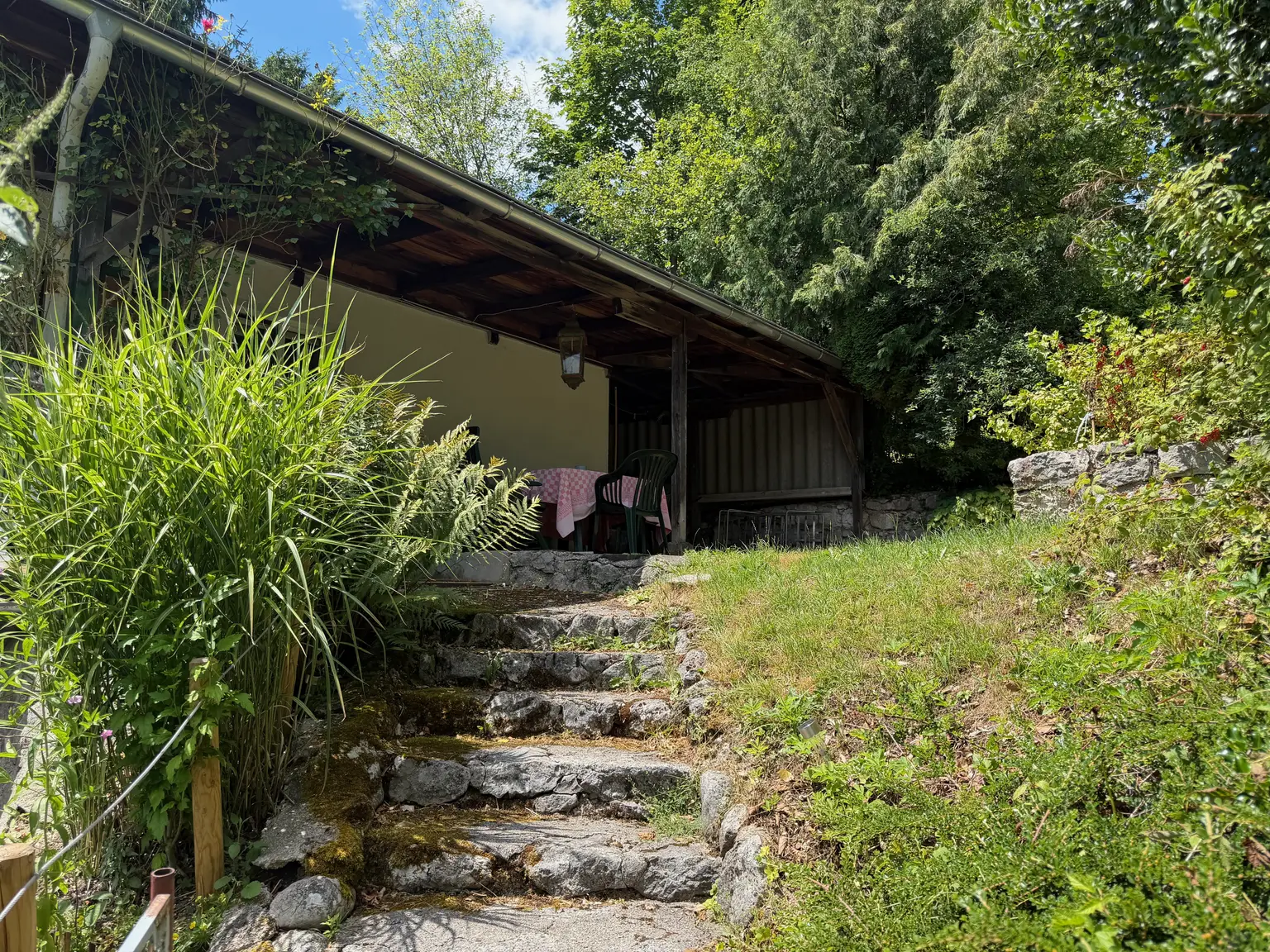Grundstück mit historischem Bestand und Blick zum Siriuskogel – Potenzial für Villa oder Doppelhaus