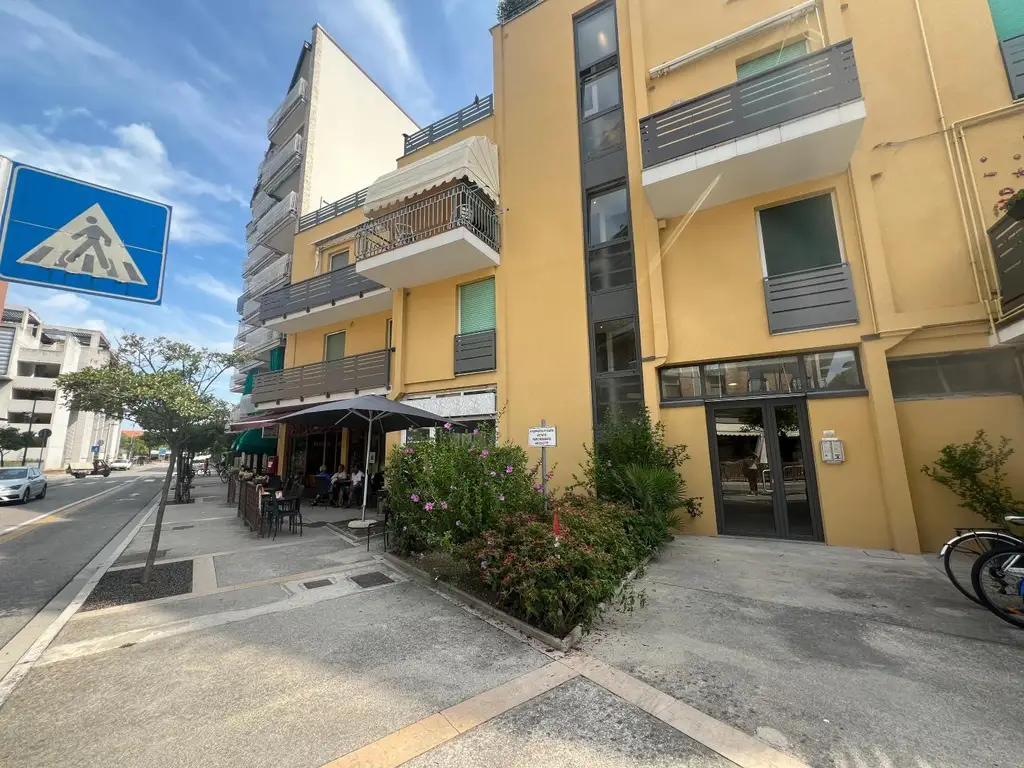 Premiumlage in Grado - In erster Reihe  zwischen Meer und Altstadtflair
