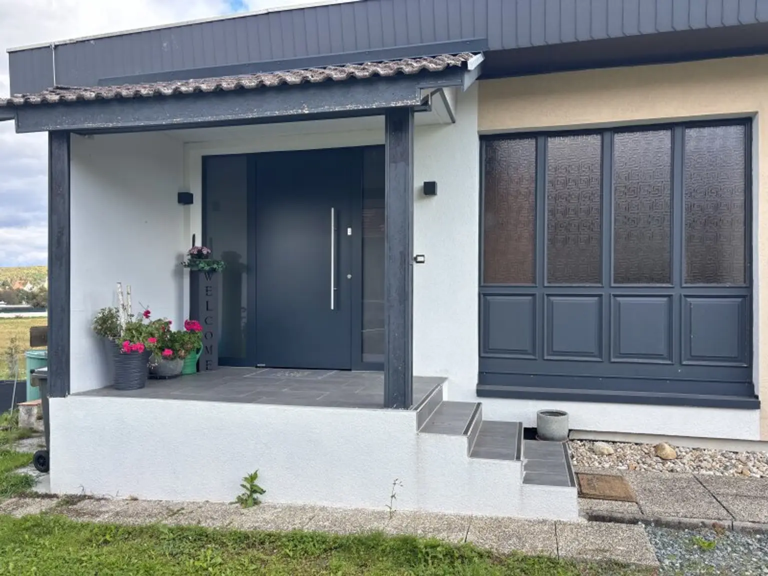 ** FAMILYS BEST **   Reinersdorf !! Bungalow mit ca. 122 m2 Wfl. in ruhiger, idyllischer Ortsrandlage mit ca. 1.200 m2 Eigengrund !!